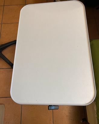 Tavolino da pasti a letto