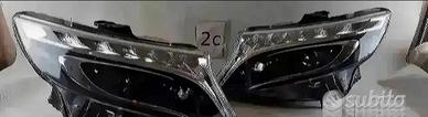 Mercedes V W447 Fari LED