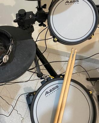 Alesis Command Mesh Kit – Batteria elettronica