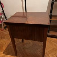 Mobile macchina da cucire