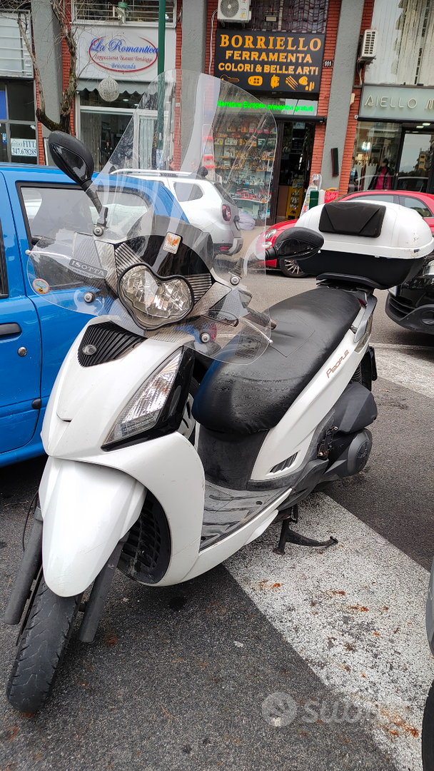 Vendo scooter Moto e Scooter In vendita a Napoli