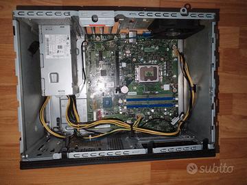 Base PC Lenovo Tower – Socket LGA 1700 – DDR4 – In