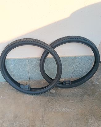 Copertoni MTB 29x2.60 NUOVI + Camere d'Aria