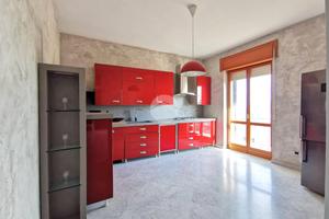 4 LOCALI A LUCERA