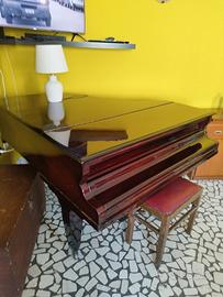 pianoforte mezza coda 