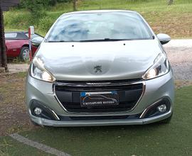 Peugeot 208 PureTech 82 5 porte Allure