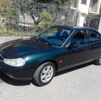 FORD MONDEO 4p 2.0 16v GHIA.