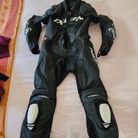 tuta intera Ixon jackal