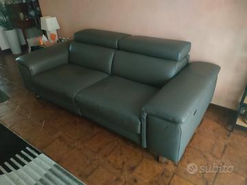 Divano in pelle 3 posti