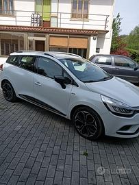 moschino Clio reanult