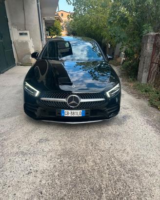 Mercedes A200d - PREMIUM AMG