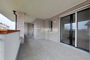 ELEGANTE TRILOCALE IN CLASSE A CON TERRAZZO E BOX