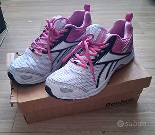 Scarpe da ginnastica Reebok rosa bianche e nere