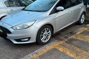 FORD focus1.5 Tdci 120cv Start and stop business