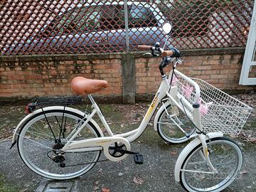 Bicicletta tre ruote 