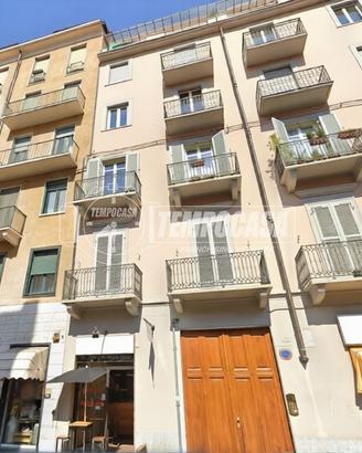 AMPIO BILOCALE AL PIANO ALTO CON ASCENSORE