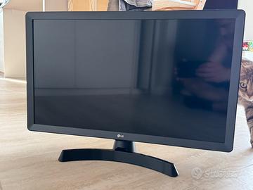 TV LG  SMART MONITOR
