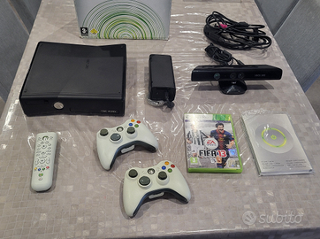 Xbox 360 microsoft +kinect+2controller+gioco fifa