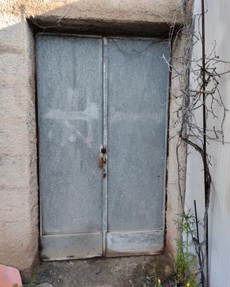 porta in ferro zincato 