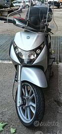 Piaggio beverly 400