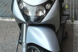 Piaggio beverly 400