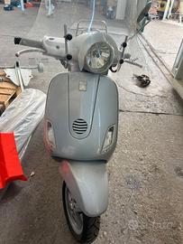 vespa lx 150 