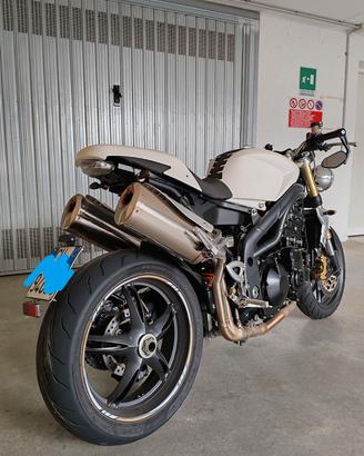 Triumph speed triple 2006 