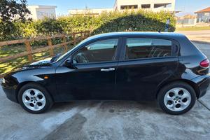 alfa romeo 147 JTD m-jet 