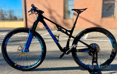 MTB Trinx Factory team taglia M