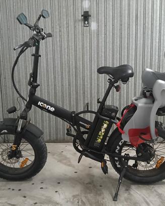 Bici elettrica Fat Bike pieghevole con accessori 