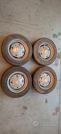 Cerchi Fiat 500 L/R/N e 126 10 pollici gommati