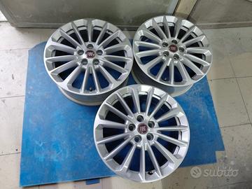 Cerchi in lega da 16 pollici per Fiat tipo