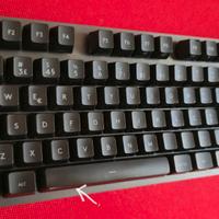 tastiera logitech g413 (layout in portoghese)