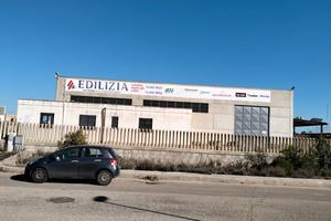 CAPANNONE 600 MQ su superficie 5000 mq