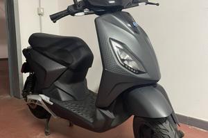 Ciclomotore elettrico Piaggio 50