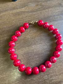 Collana girocollo con perle grosse rosse