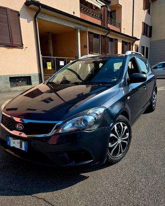 kia ceed 2011  non marciante 