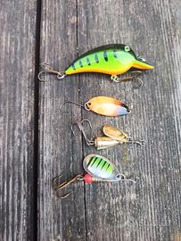 set di esche per la pesca