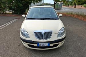 Lancia Ypsilon 1.2 benzina SOLAMENTE 93.000 KM