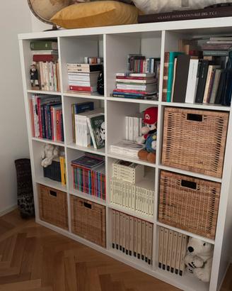 Libreria IKEA KALLAX bianca 4×4 – 16 vani