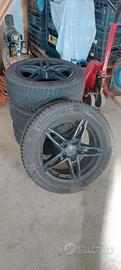 cerchi in lega e gomme 4 stagioni
