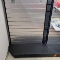 Arredamento per negozio Spidi abbigliamento moto