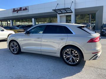 Audi Q8 50 TDI 286 CV quattro tiptronic Sport MATR