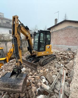 Escavatore Caterpillar 303.5 CR next generation