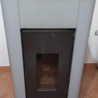 Stufa a pellet Cadel modello “Prince 3”