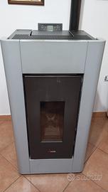 Stufa a pellet Cadel modello “Prince 3”