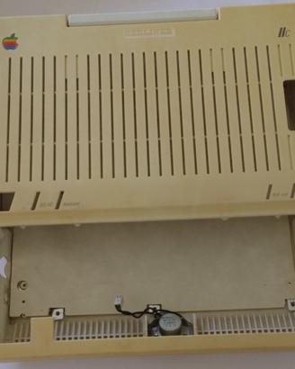 Apple IIC case