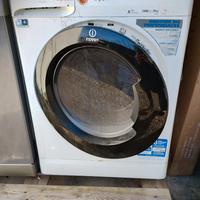 Lavasciuga Indesit 