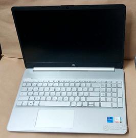Notebook HP 15s-fq5083nl Intel i7-12° Gen 8GB Ram