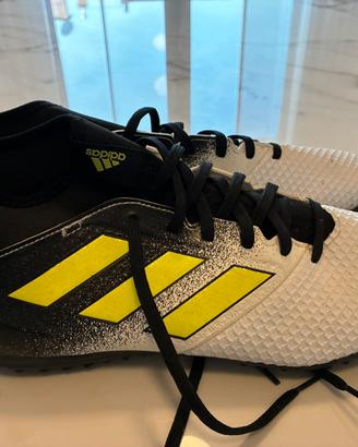 Scarpe da calcetto Adidas